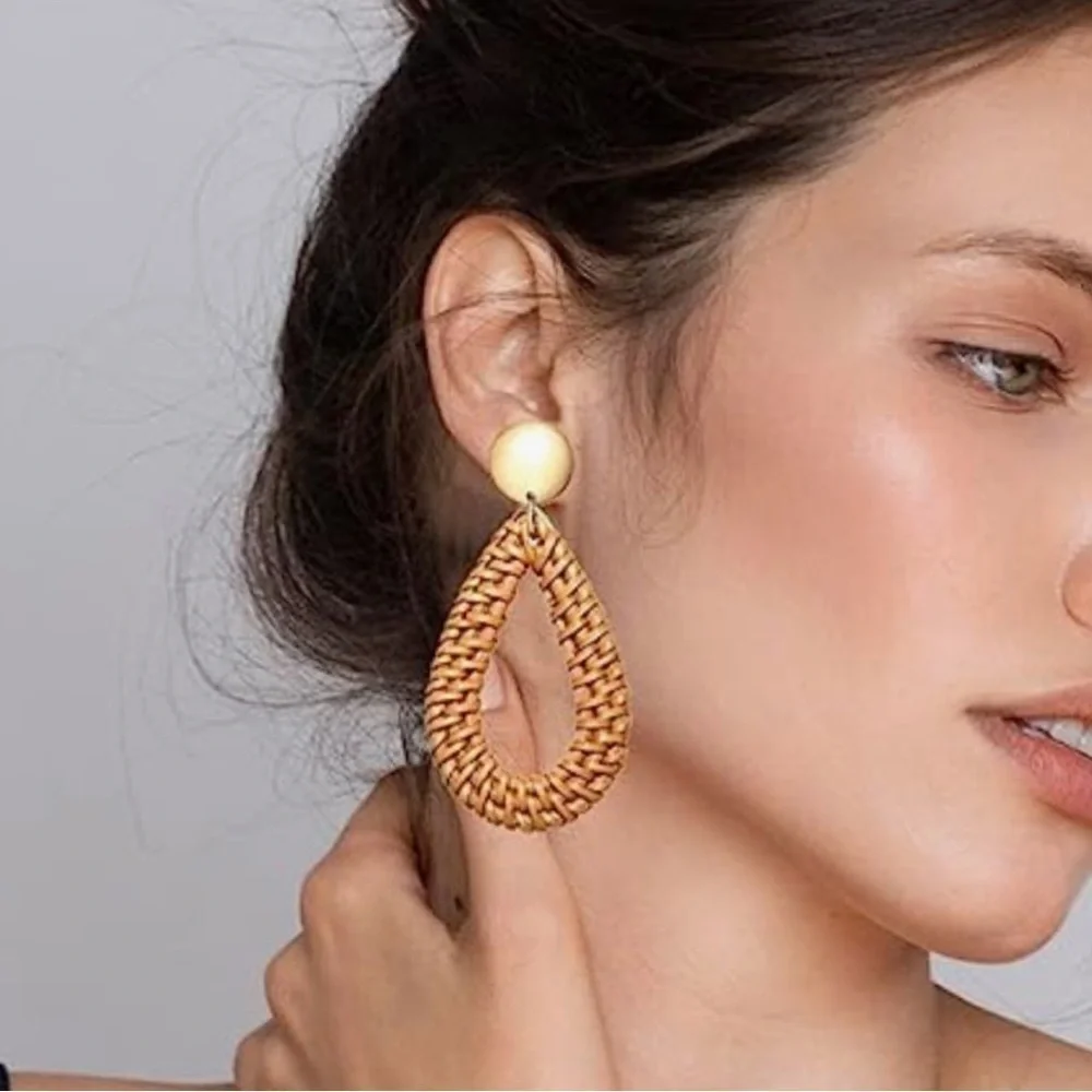 Teardrop Natural Rattan Whicker Bohemian Earrings ER04.4